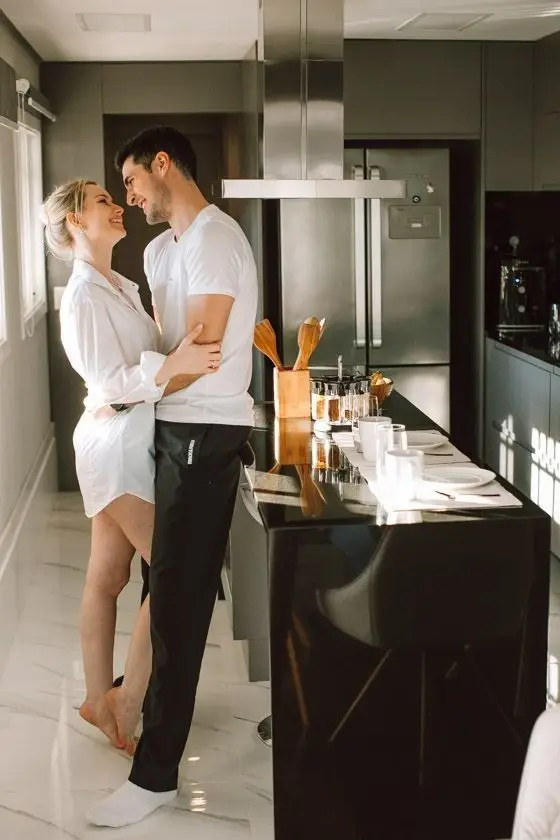 How To Win Your Girlfriend Back After Hurting Her
